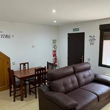 Vut Ajates 32 Appartement *